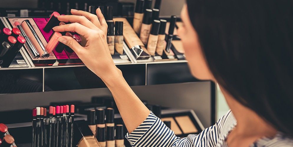 makeup retail