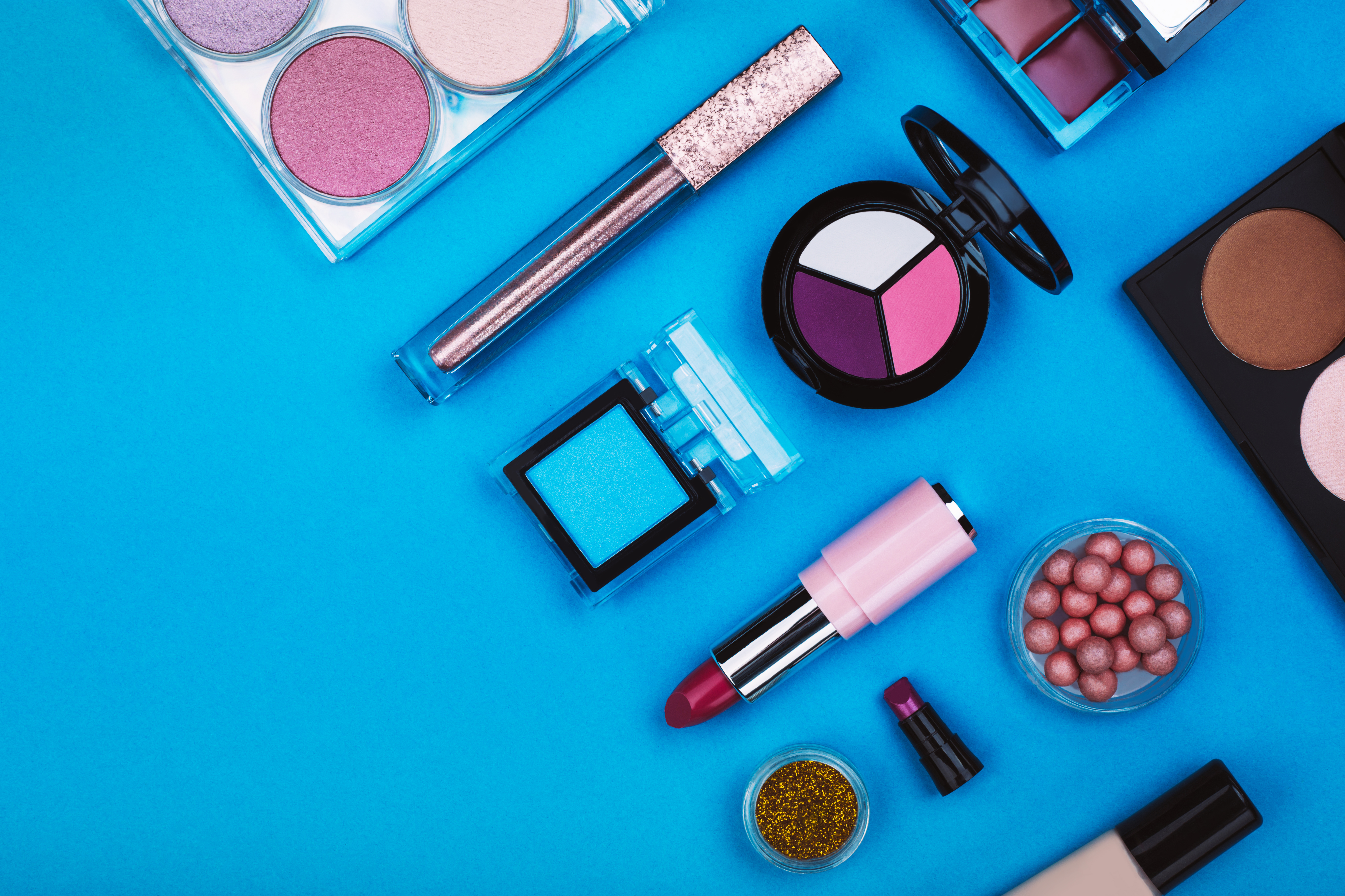 makeup, brush, lipstick, powder, sparkles